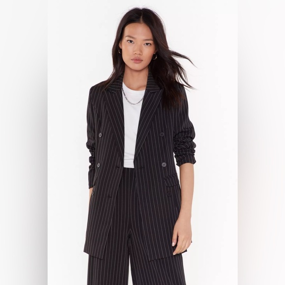 Nasty Gal Pinstripe Blazer - Picture 1 of 3
